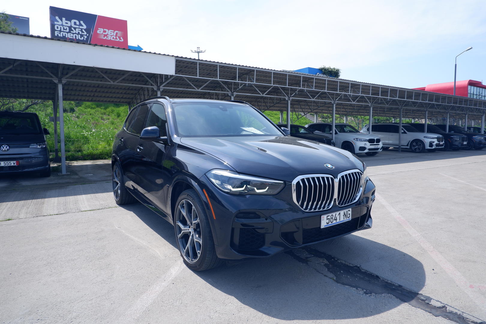 BMW X5 2022 — photo 2
