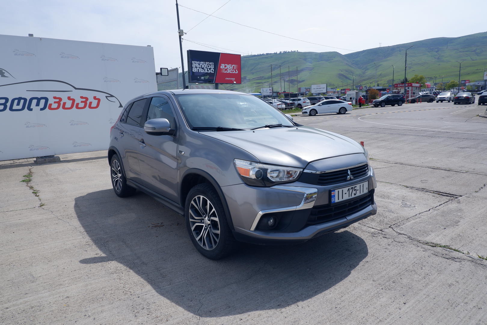 Mitsubishi Outlander Sport 2019 — photo 2