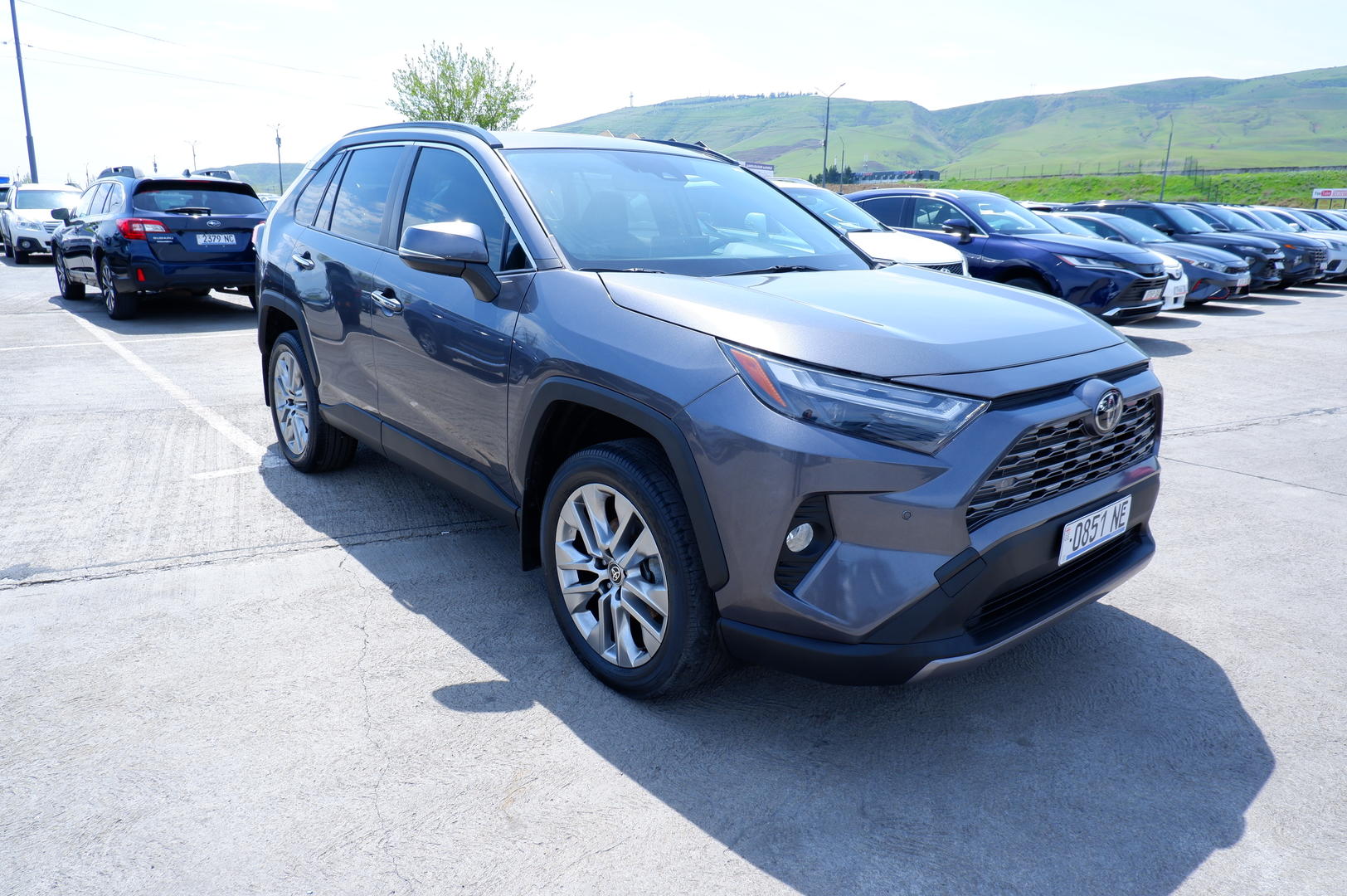 Toyota RAV4 2022 — photo 2