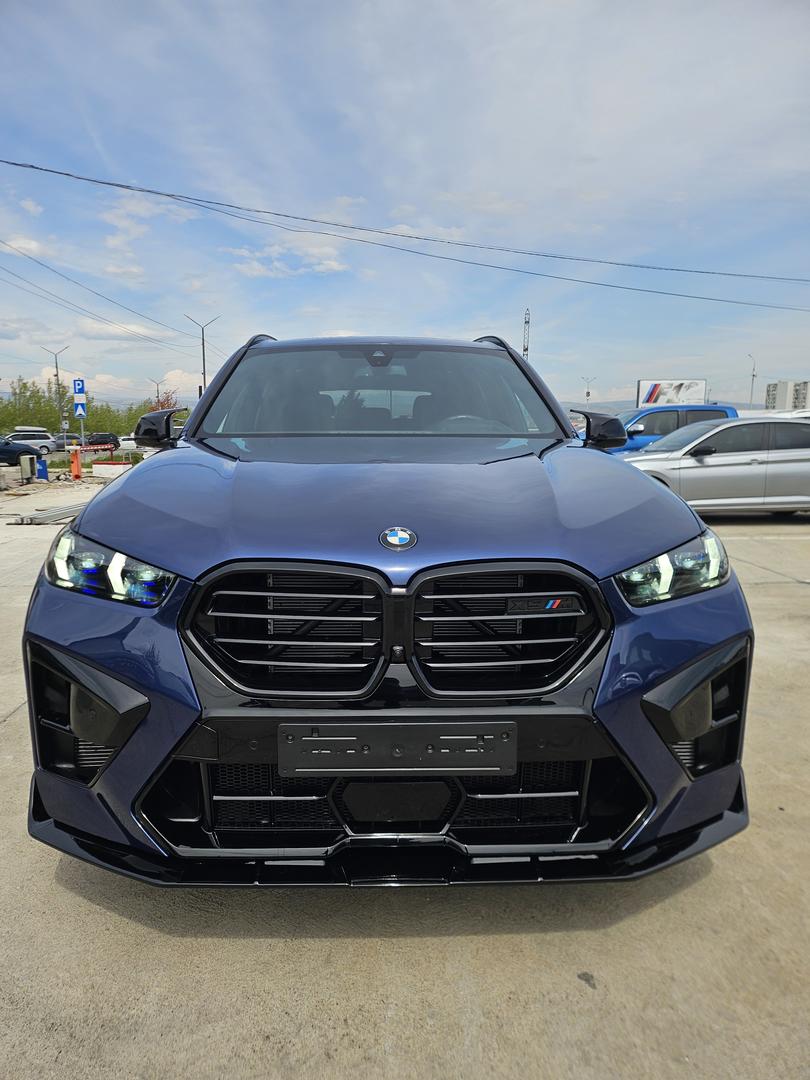 BMW X5 2021 — photo 2