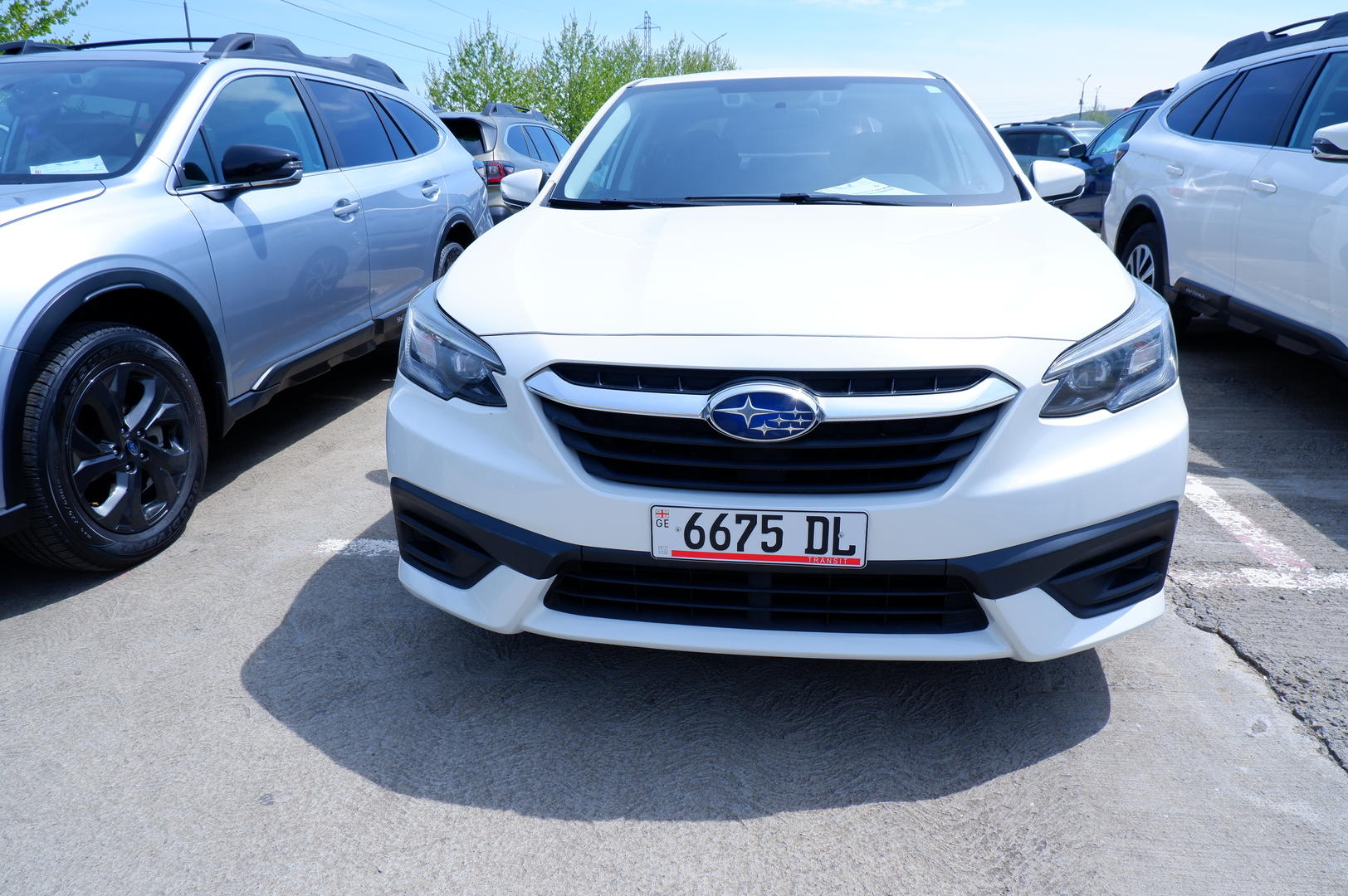Subaru Legacy 2020 — photo 2