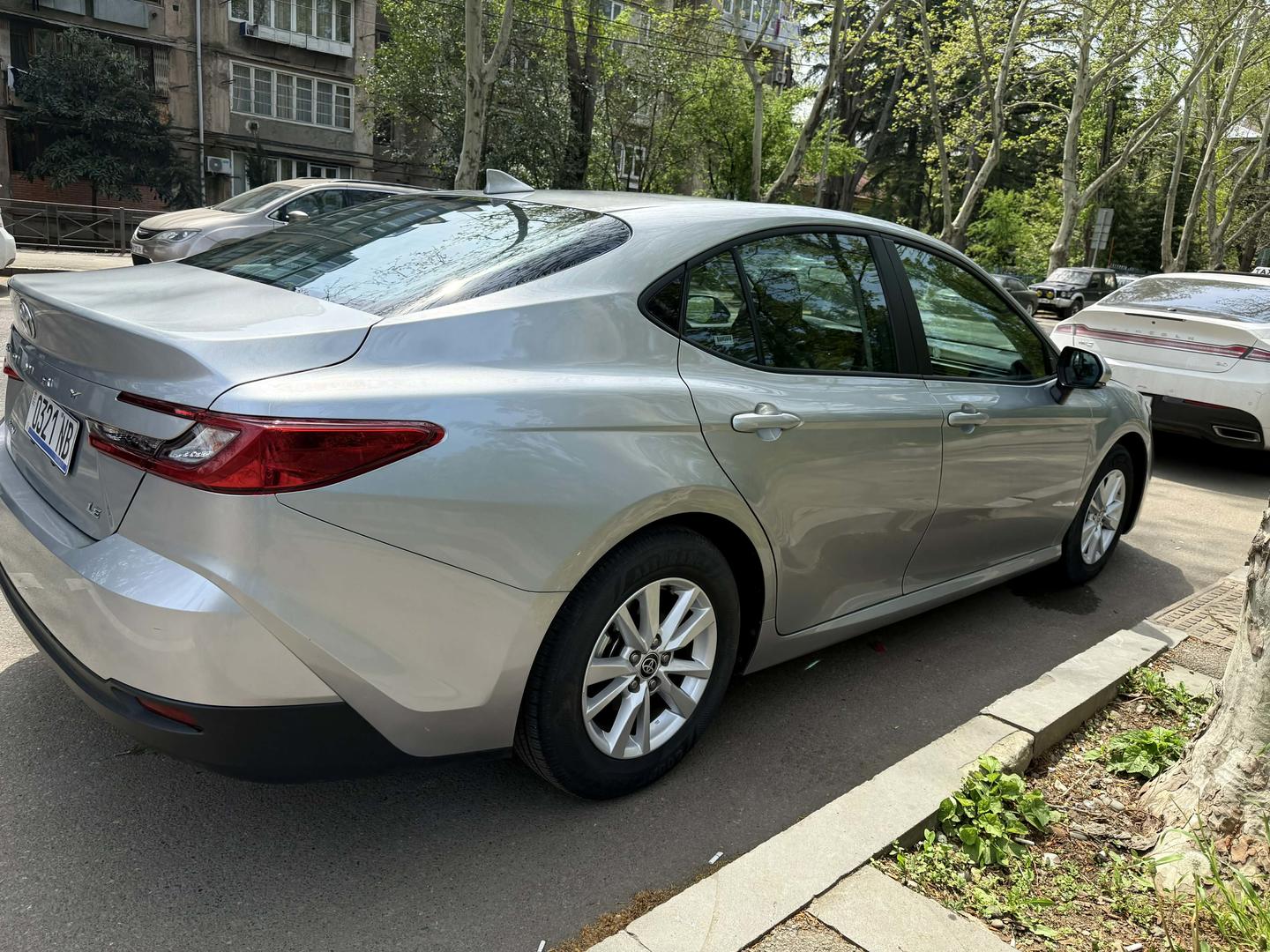 Toyota Corolla 2025 — photo 2