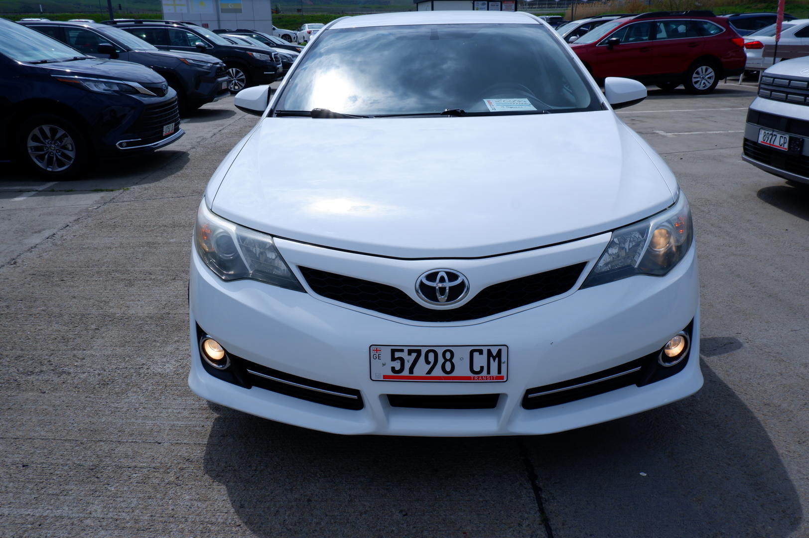 Toyota Camry 2014 — photo 2