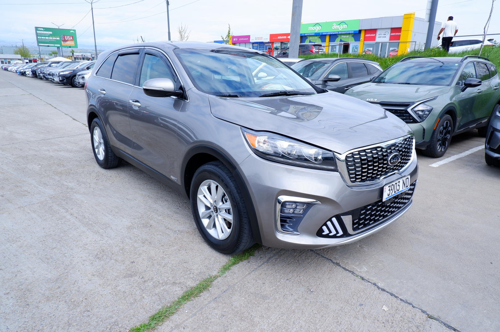 Kia Sorento 2018 — photo 2