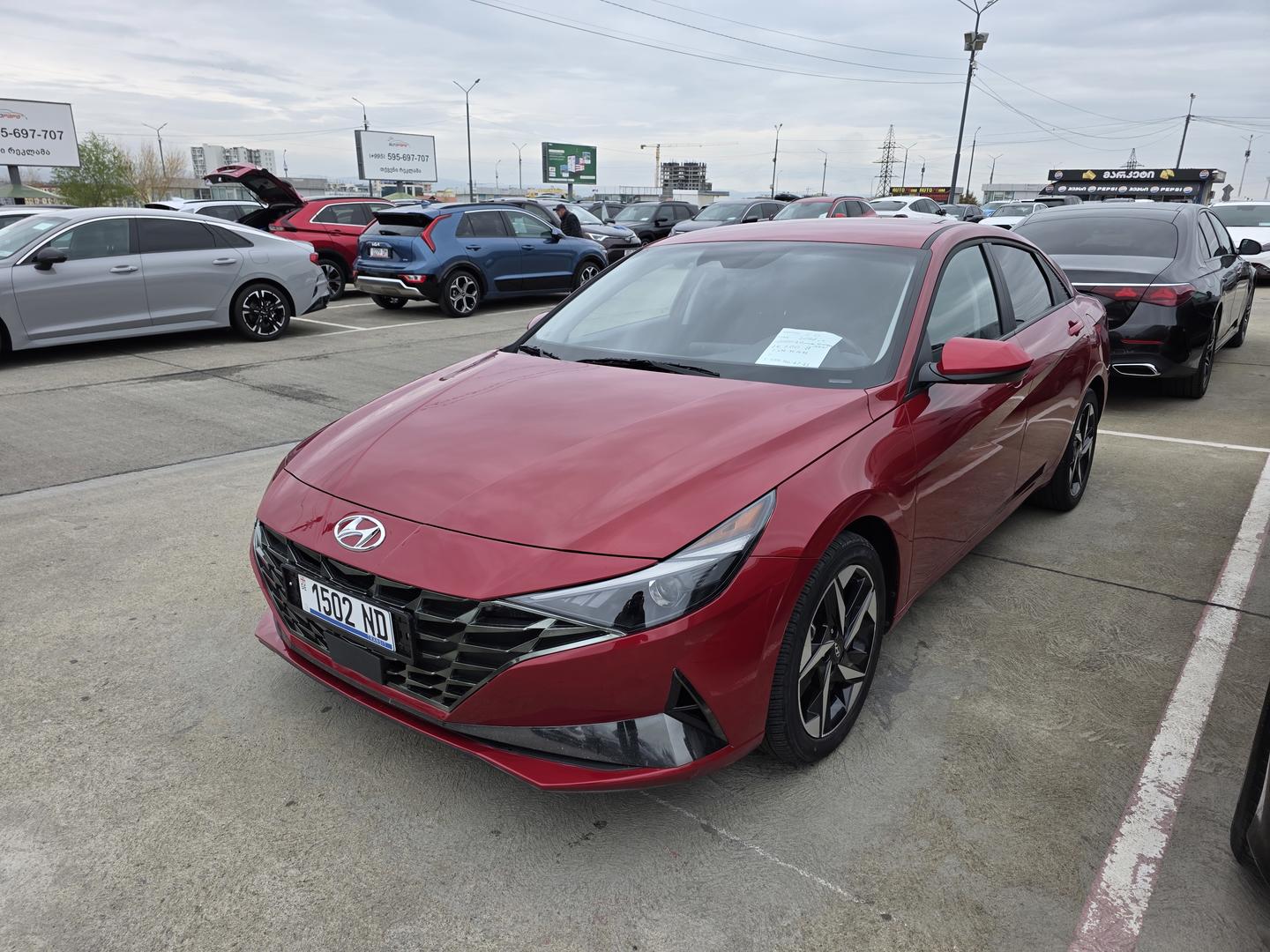Hyundai Elantra 2022 — photo 2