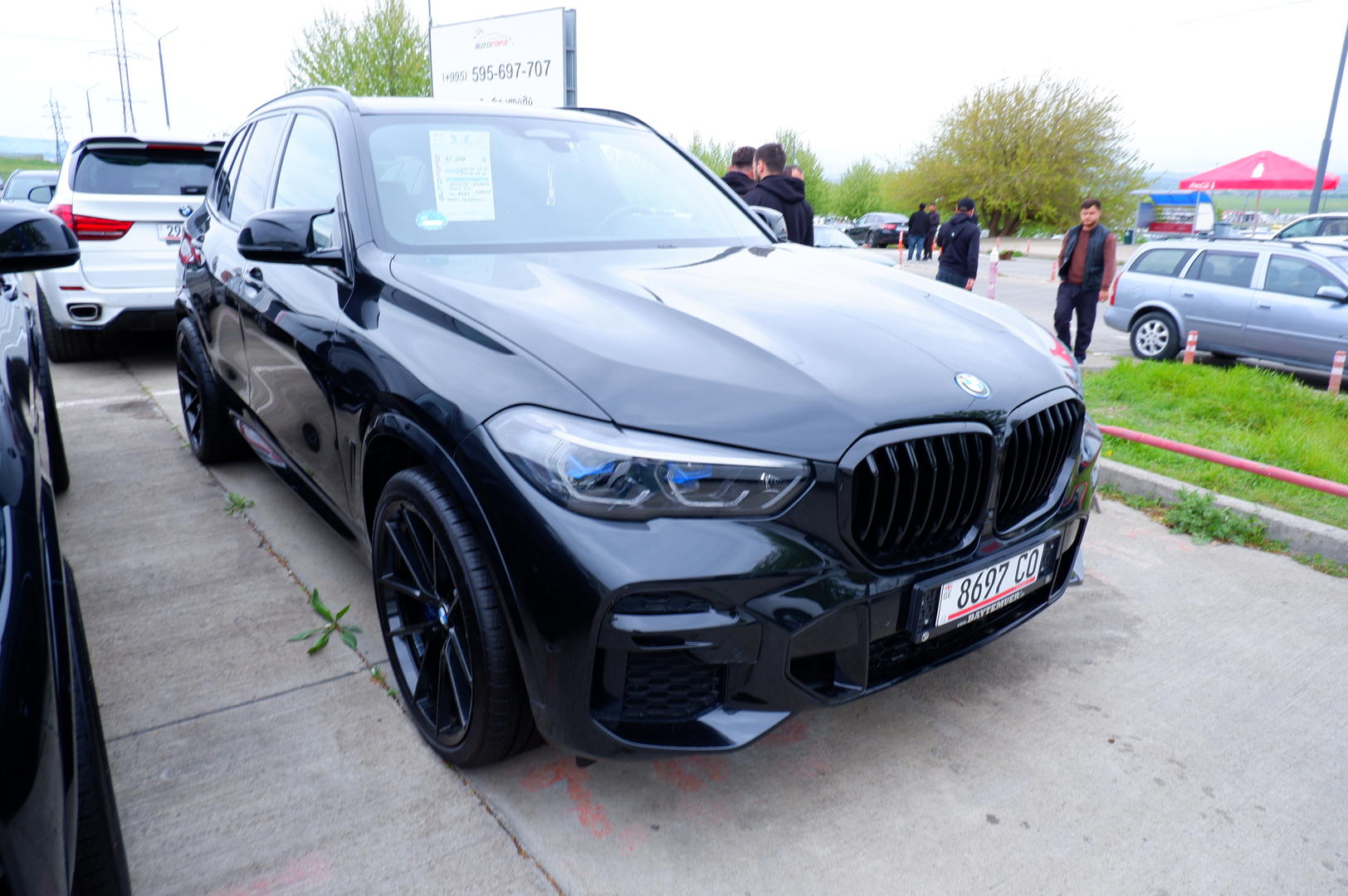 BMW X5 2021 — photo 2