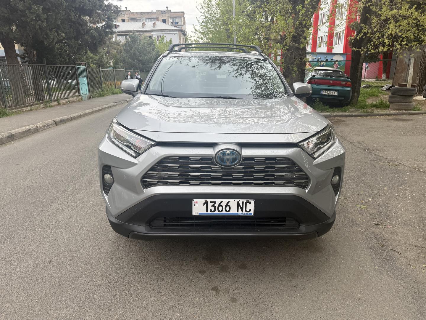 Toyota RAV 4 2019 — photo 2