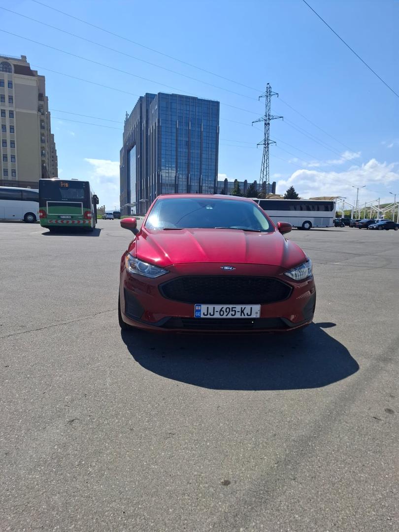 Ford Fusion 2019 — photo 2
