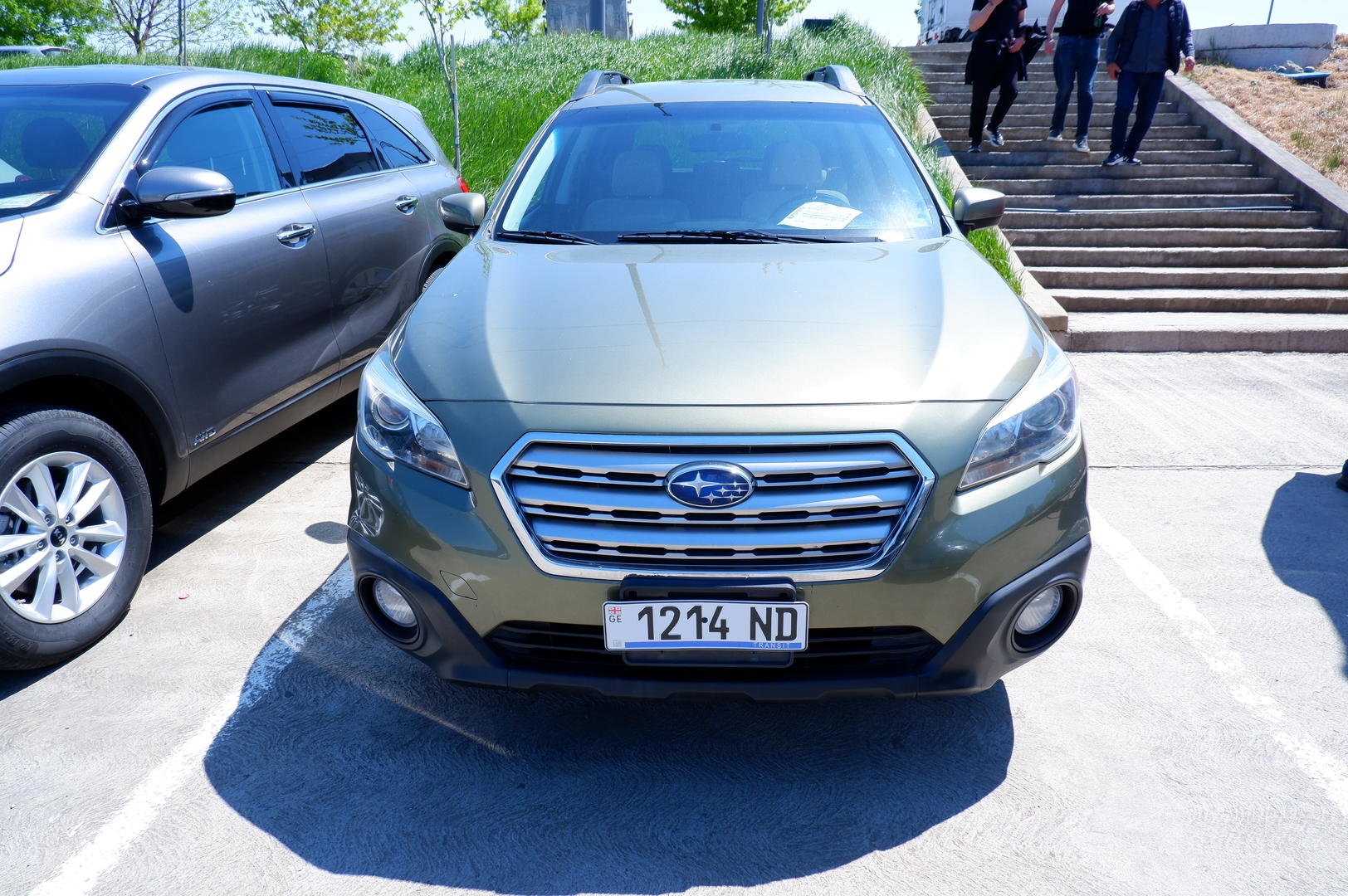Subaru Outback 2016 — photo 2