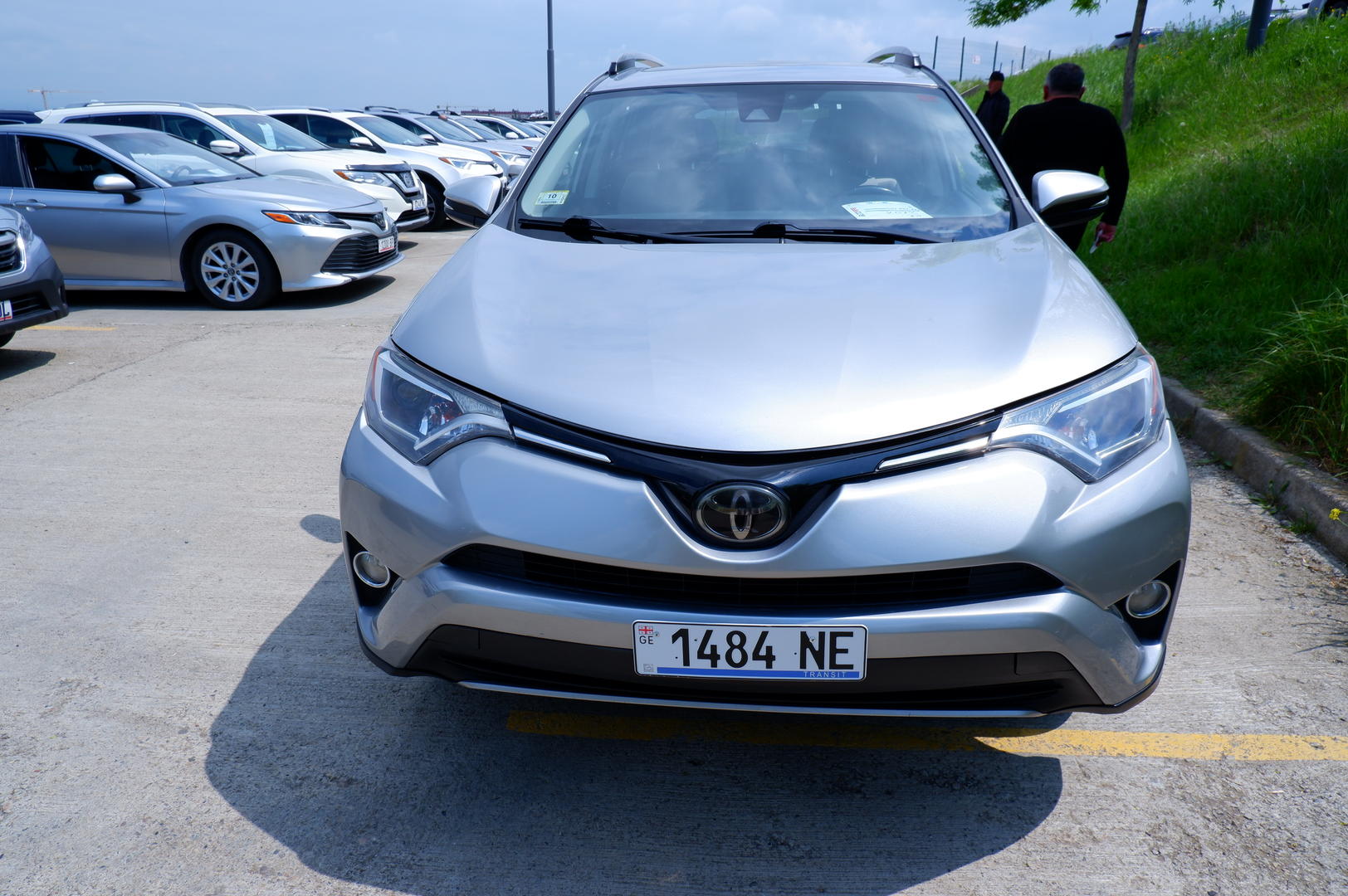 Toyota RAV 4 2018 — photo 2