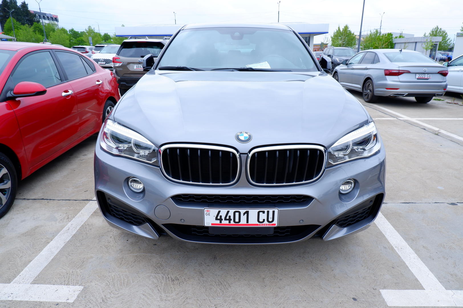 BMW X6 2018 — photo 2