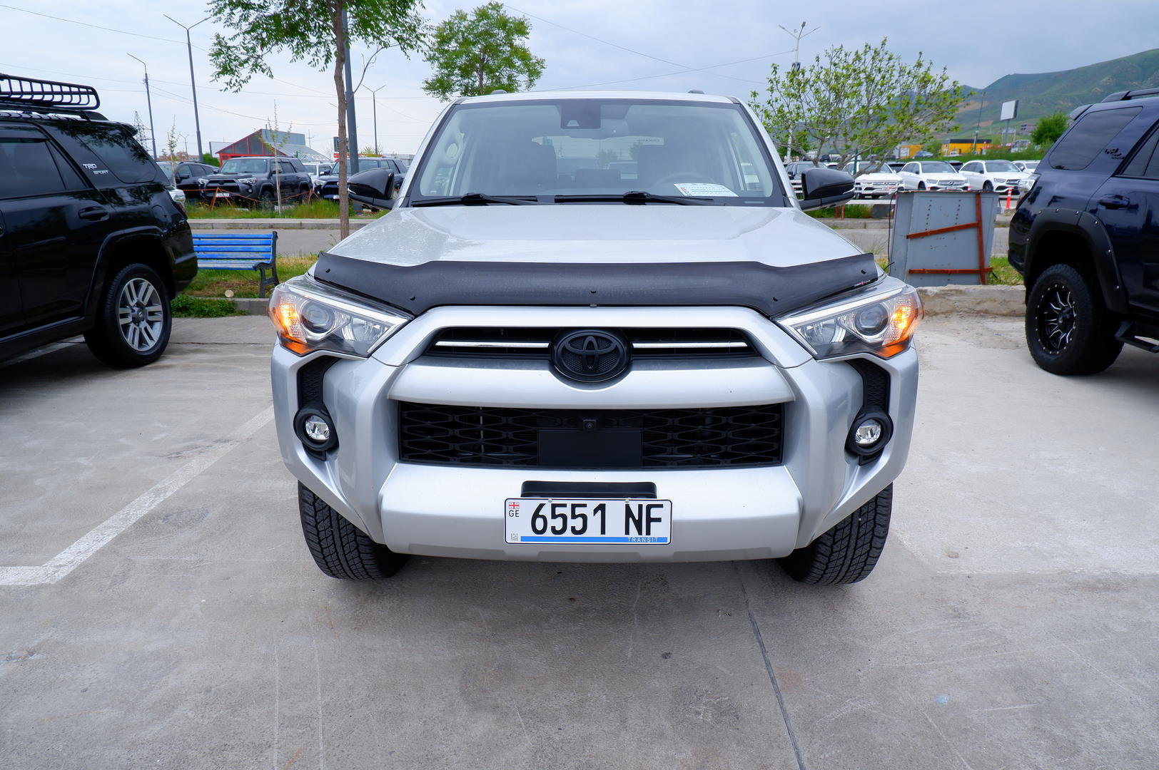 Toyota 4Runner 2021 — photo 2