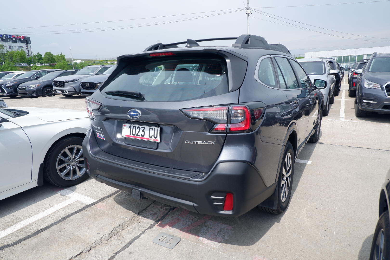 Subaru Outback 2021 — photo 2