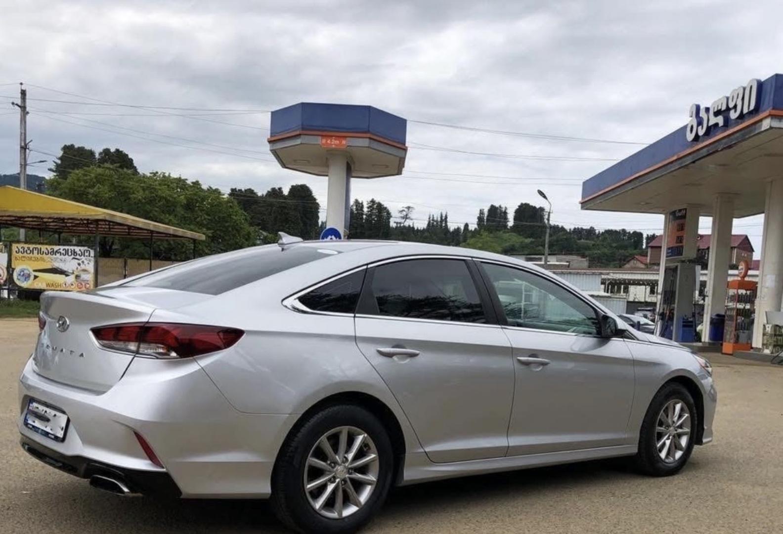 Hyundai Sonata 2018 — photo 2