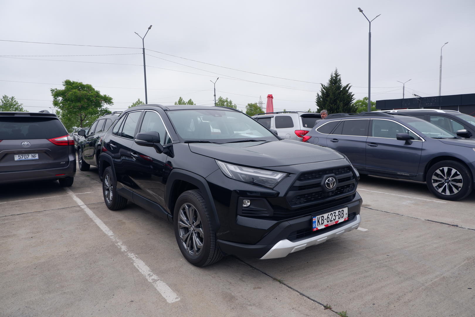 Toyota RAV4 2024 — photo 2