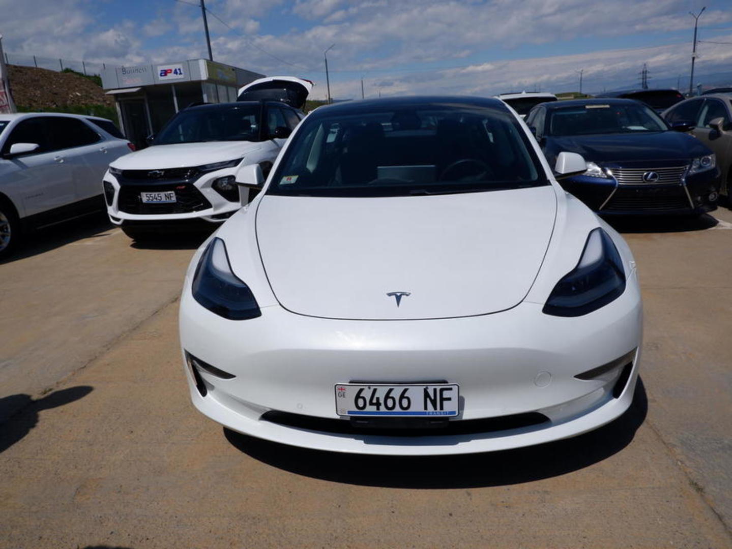Tesla Model 3 2021 — photo 2