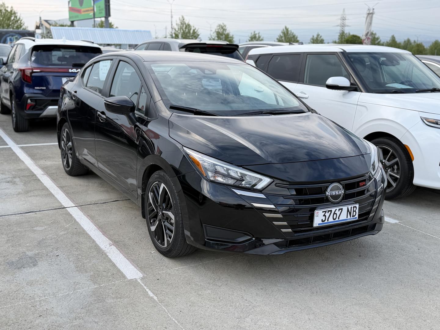 Nissan Versa 2024 — photo 2