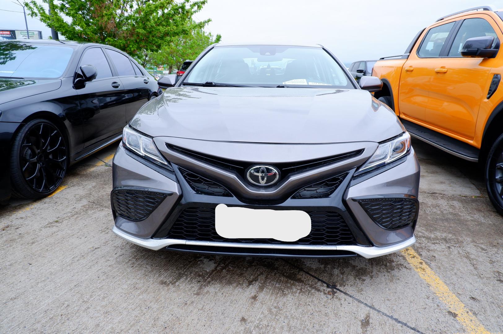 Toyota Camry 2020 — photo 2