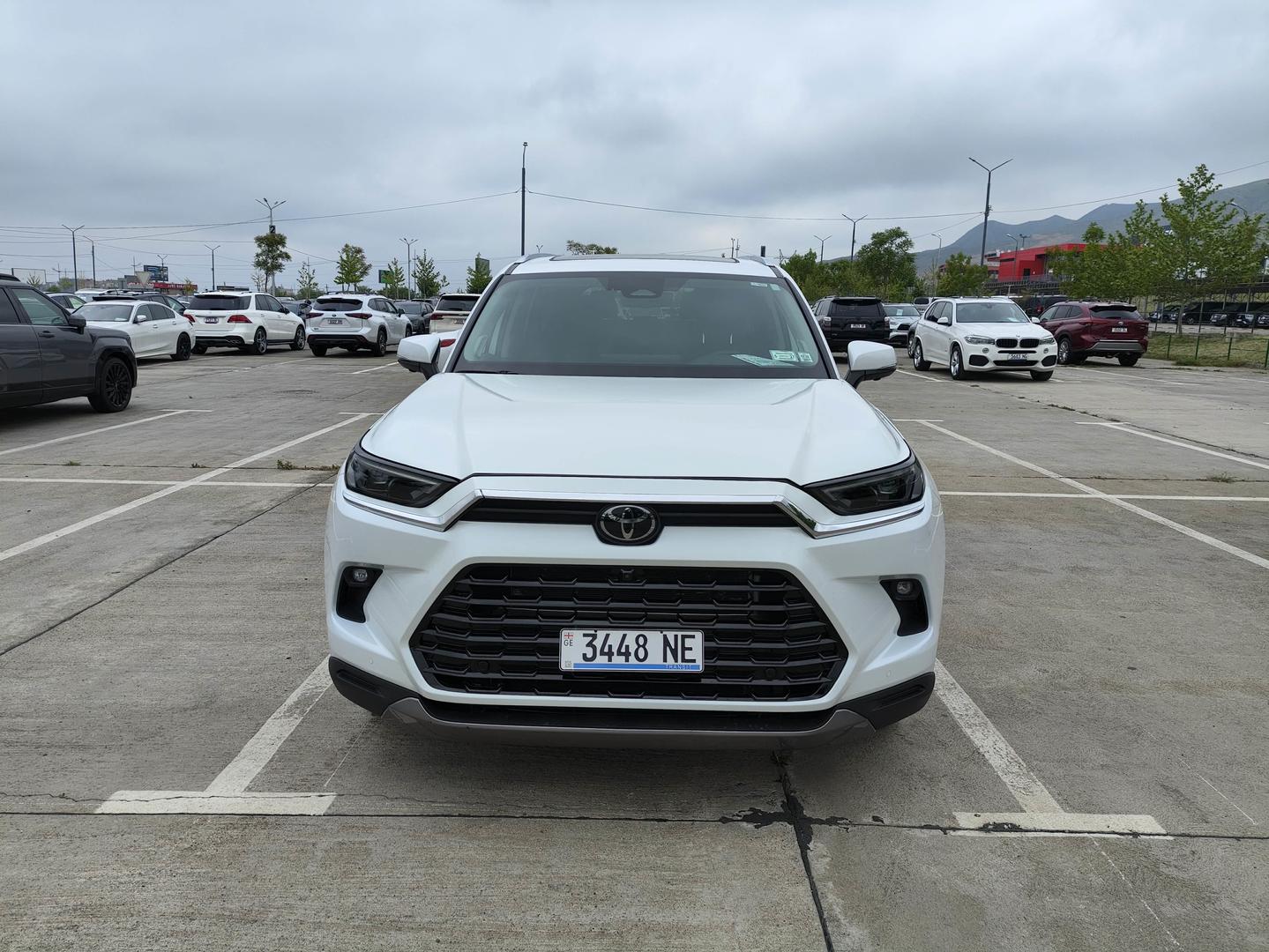 Toyota grand highlander 2027 — photo 2