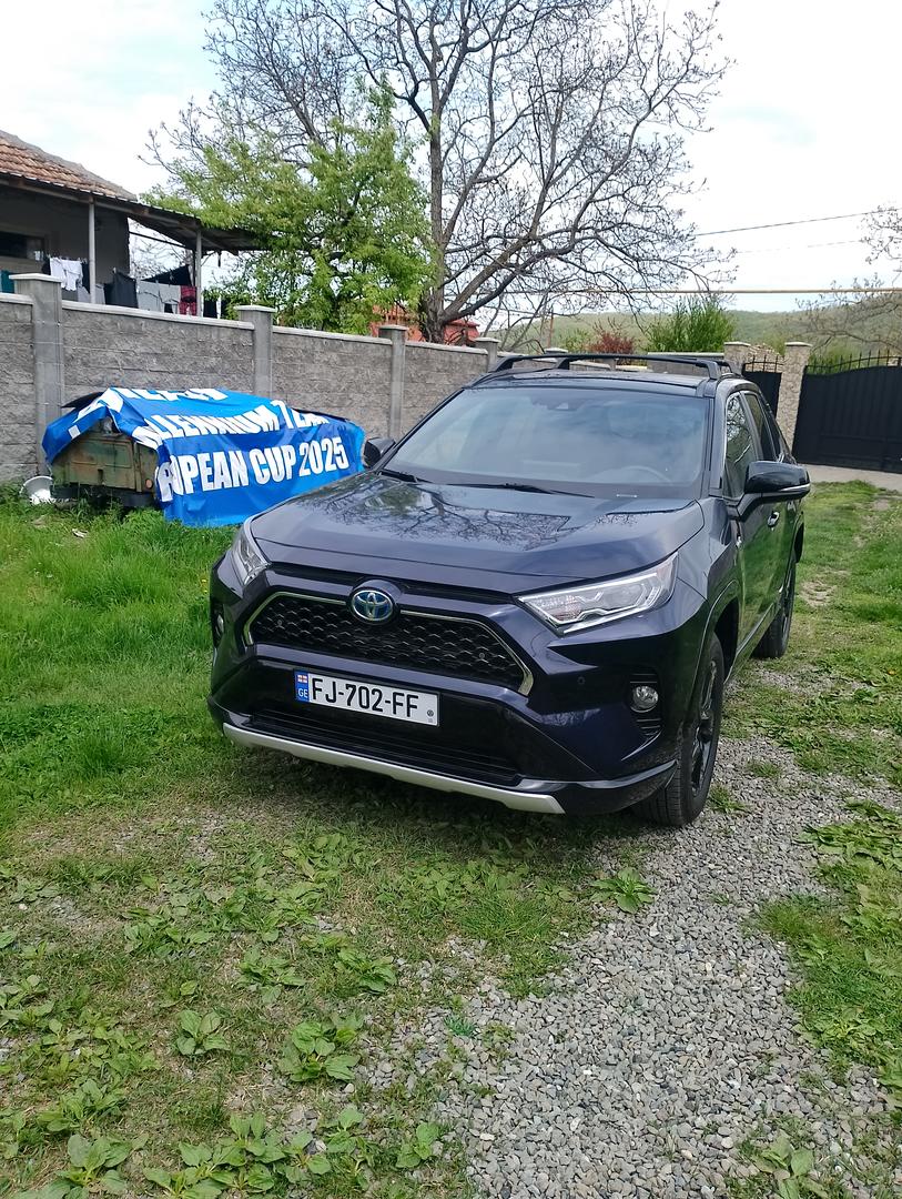 Toyota RAV 4 2020 — photo 2