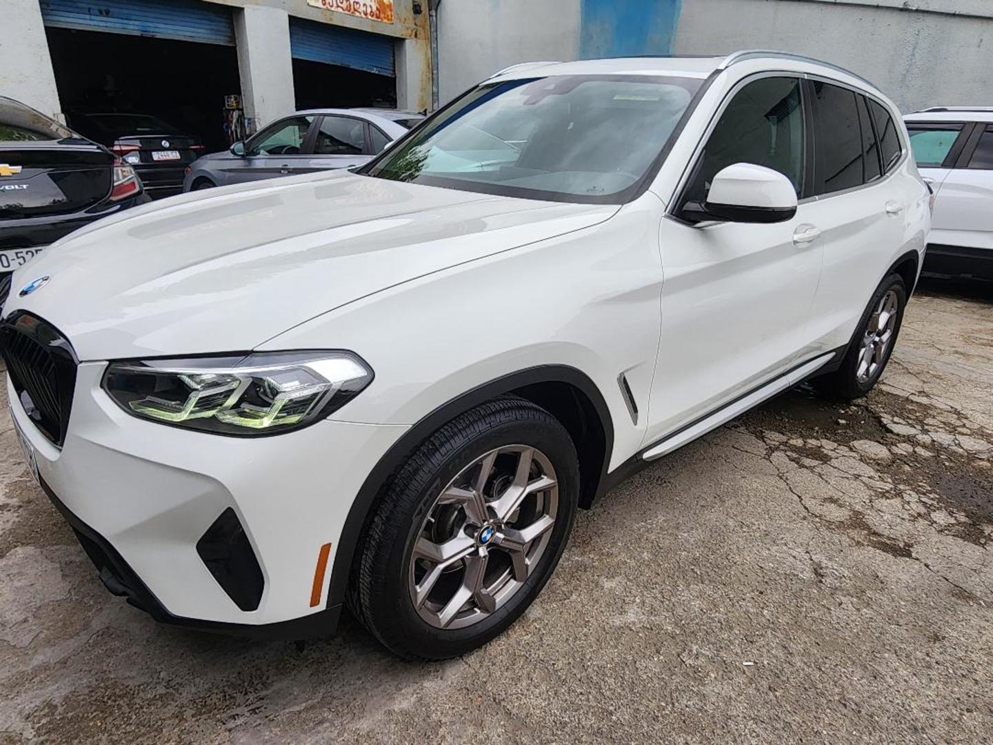 BMW X3 2022 — photo 2