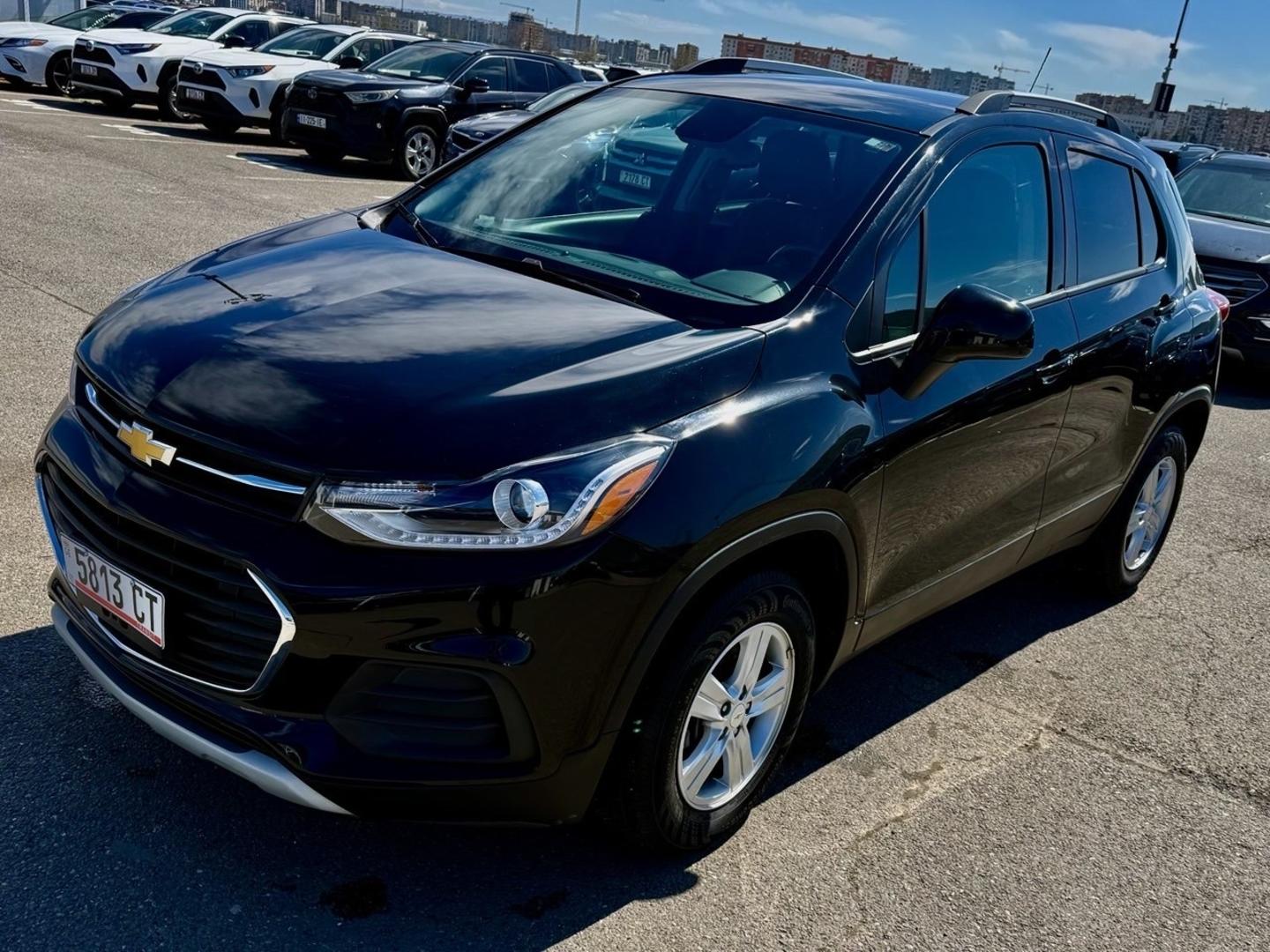 Chevrolet Trax 2022 — photo 2