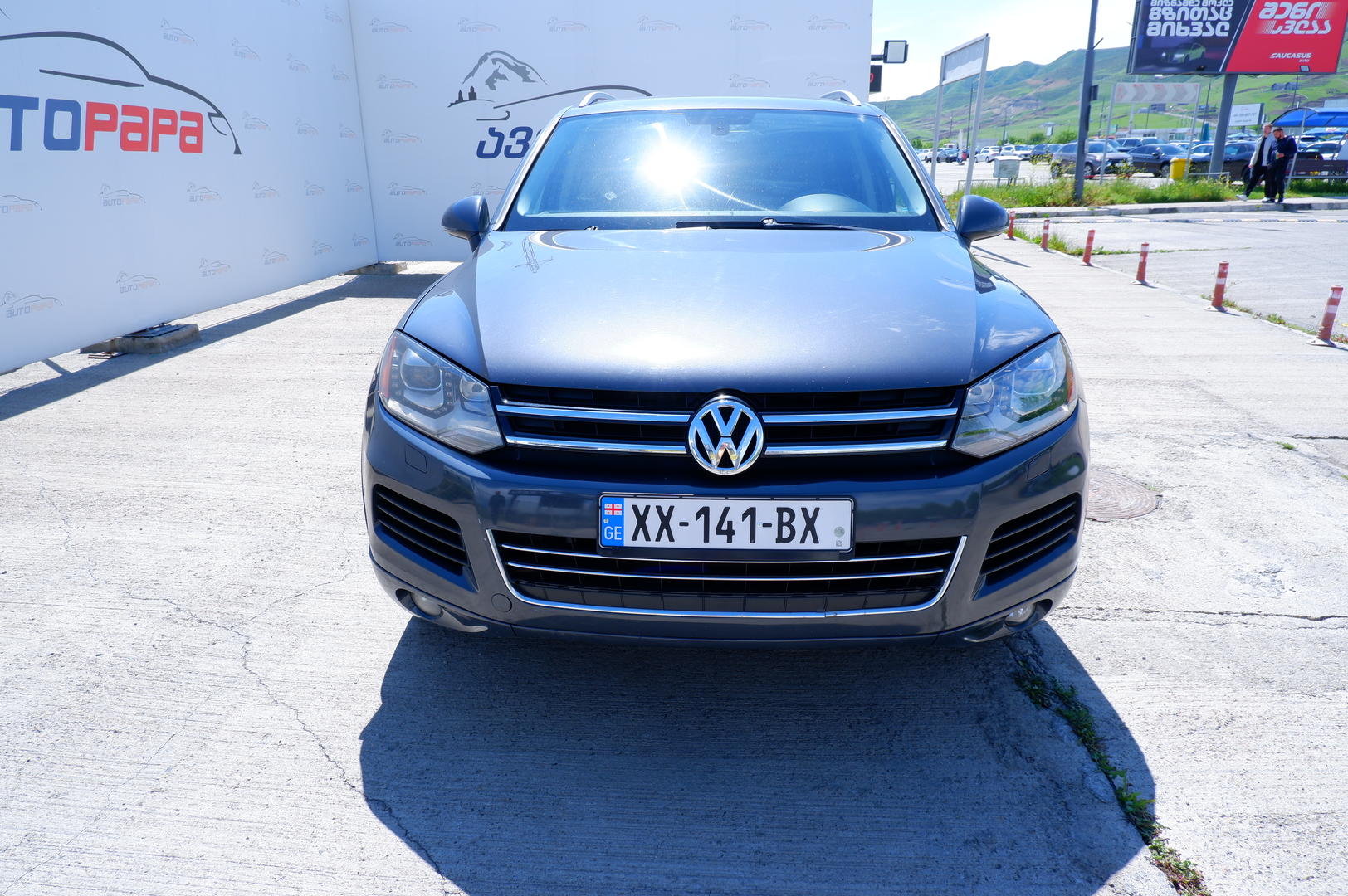 Volkswagen Touareg 2015 — photo 2