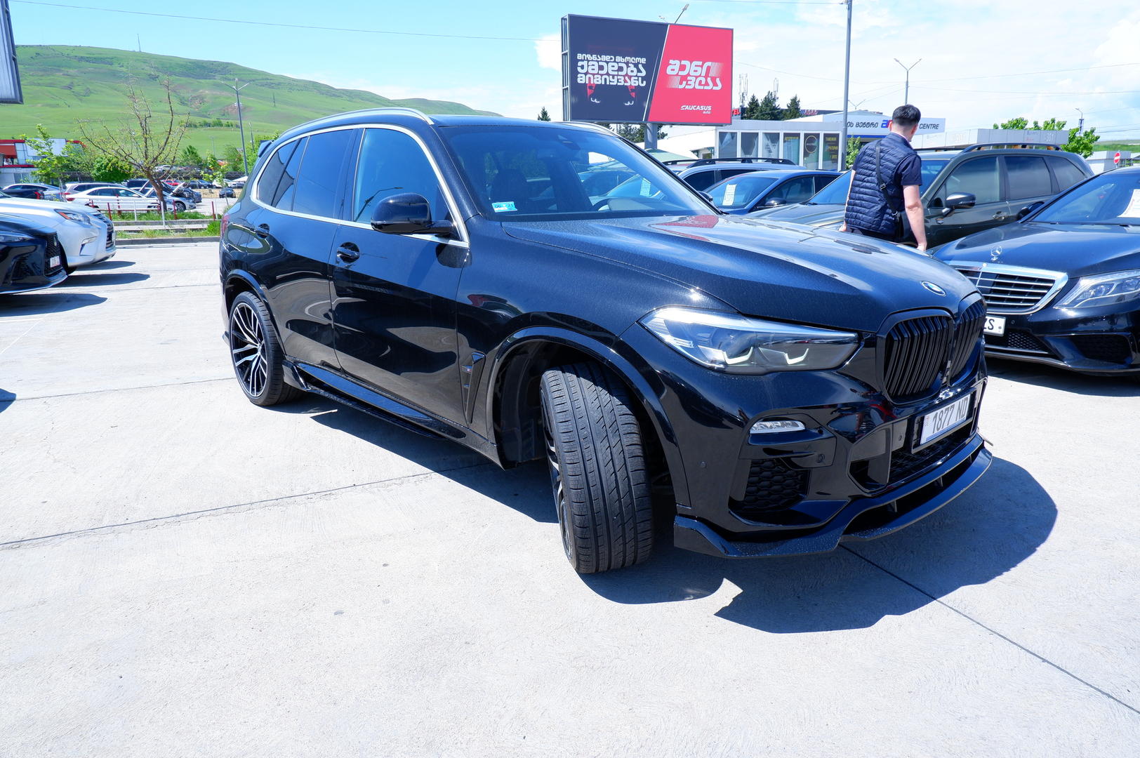 BMW X5 2019 — photo 2