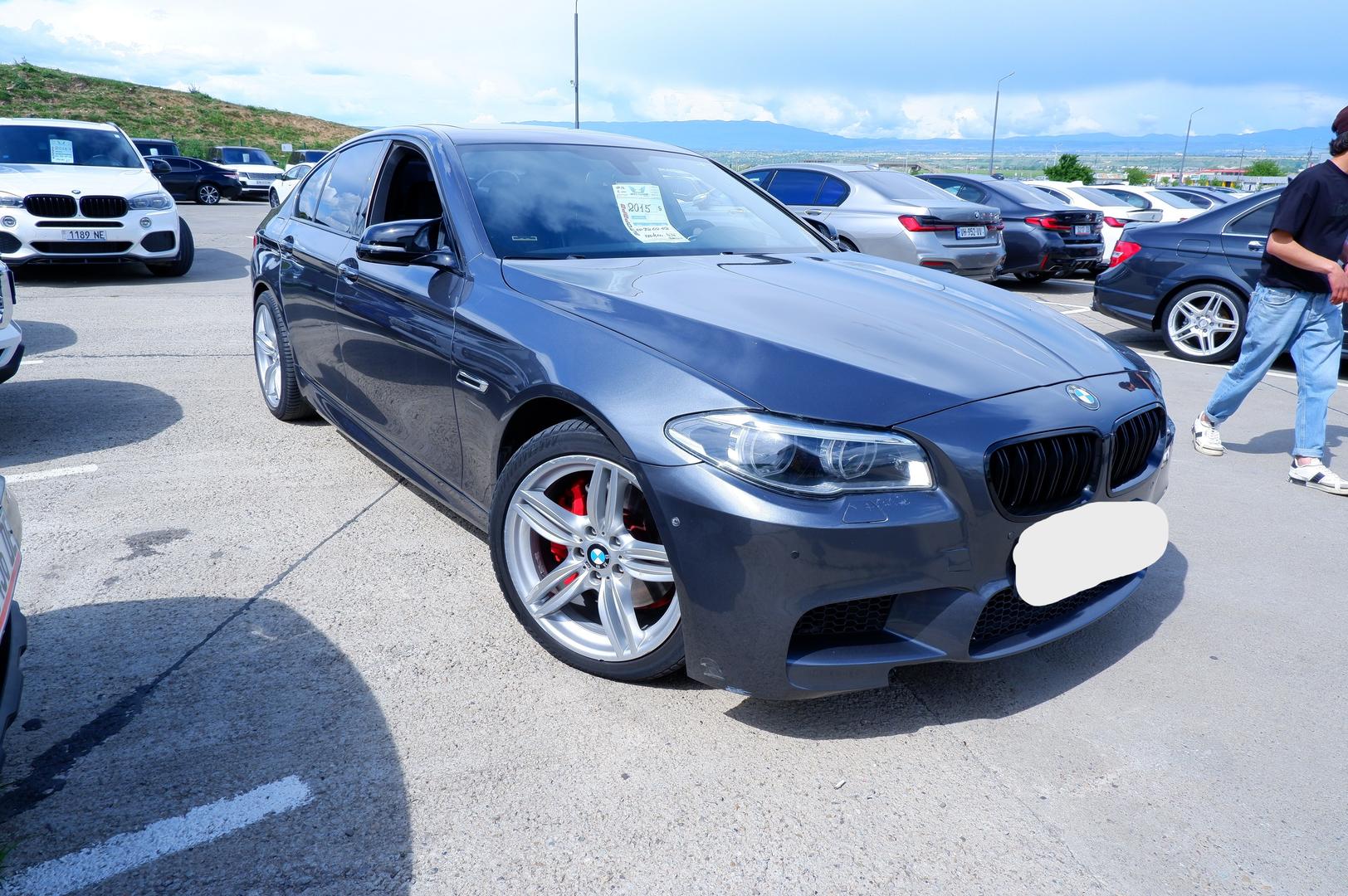 BMW 550 2015 — photo 2