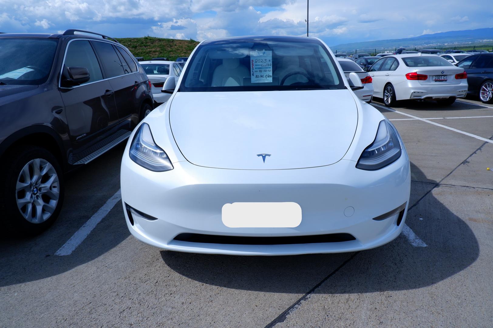 Tesla Model X 2023 — photo 2