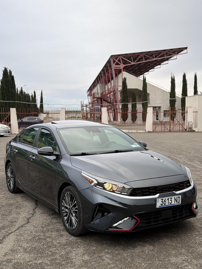 Kia Forte 2022 — photo 2