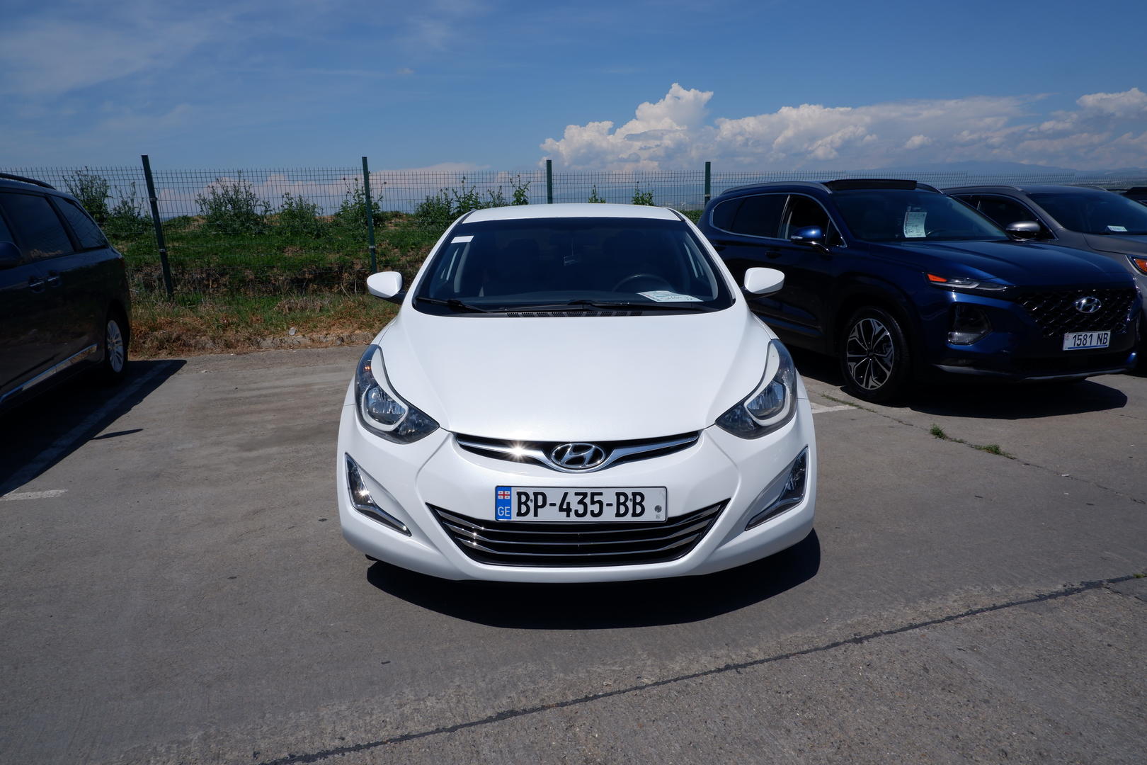 Hyundai Elantra 2015 — photo 2