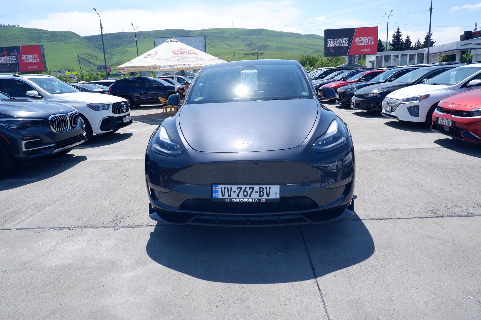 Tesla Model Y 2024 — photo 2