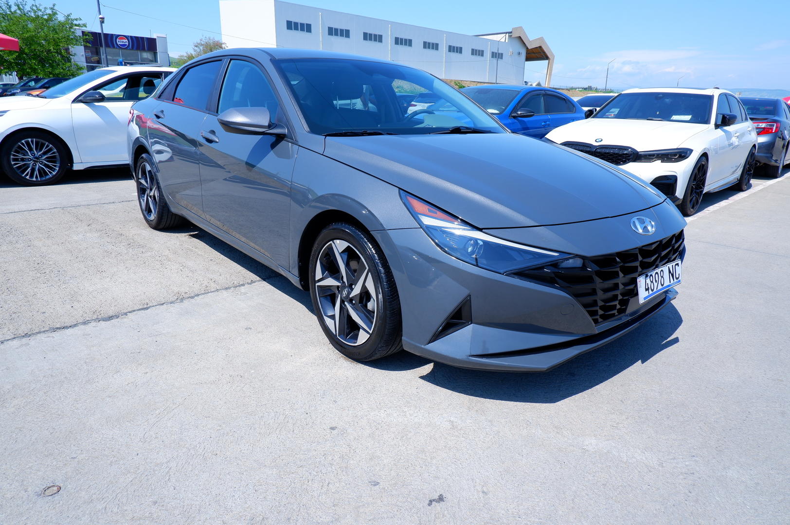 Hyundai Elantra 2023 — photo 2