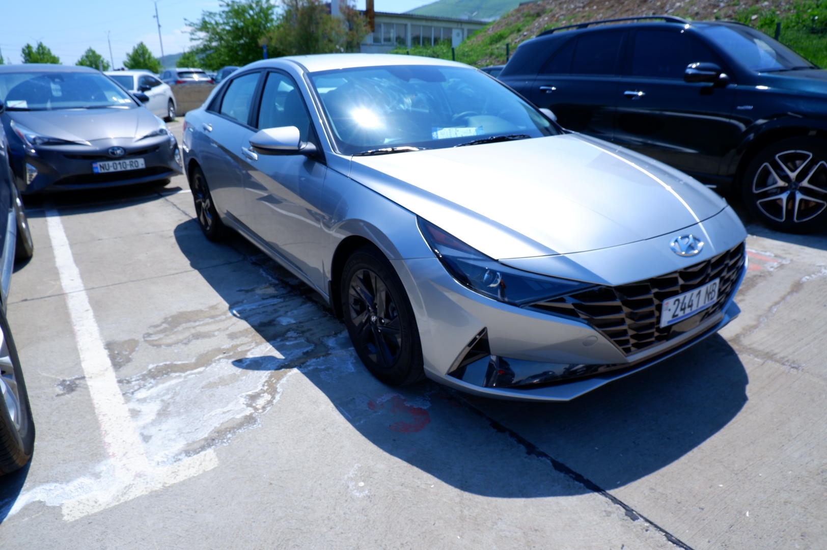Hyundai Elantra 2023 — photo 2