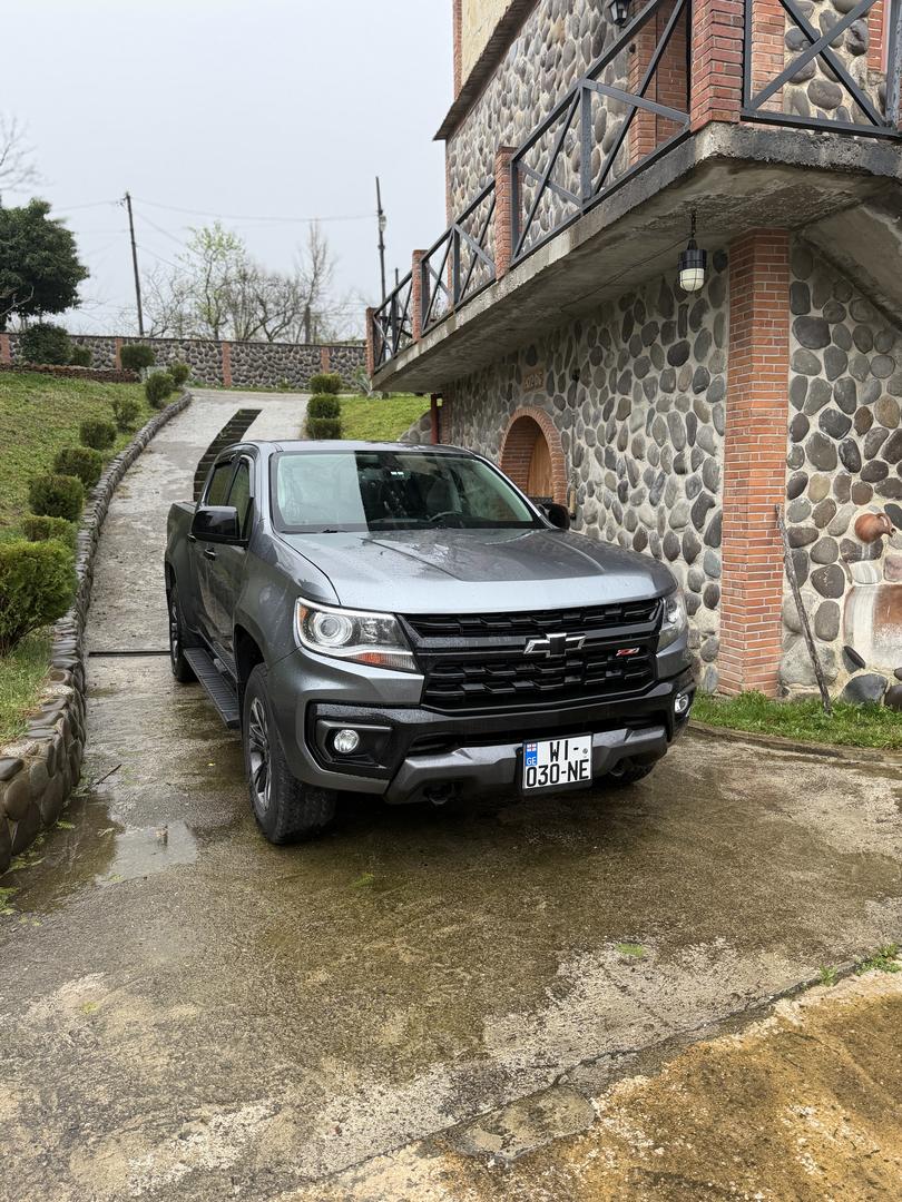 Chevrolet Colorado 2022 — photo 2