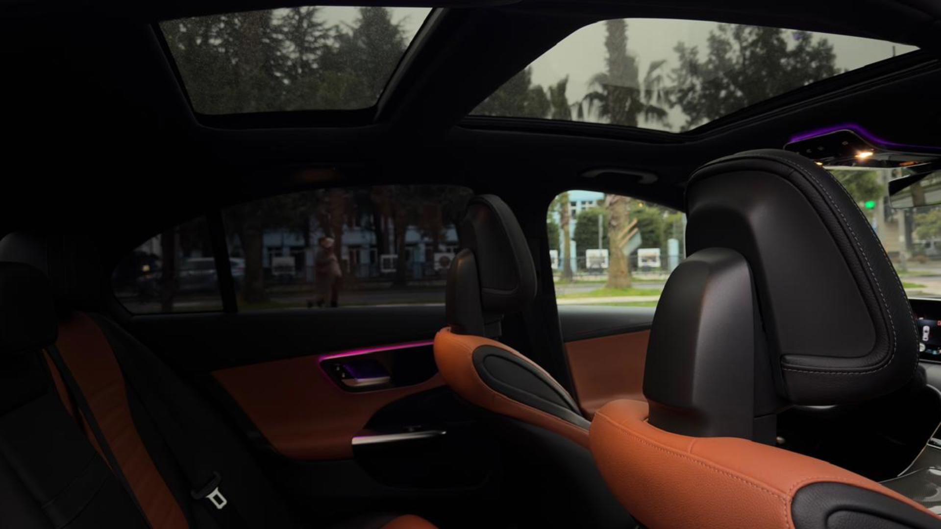 Mercedes-Benz C 300 AMG 2022 — photo 2
