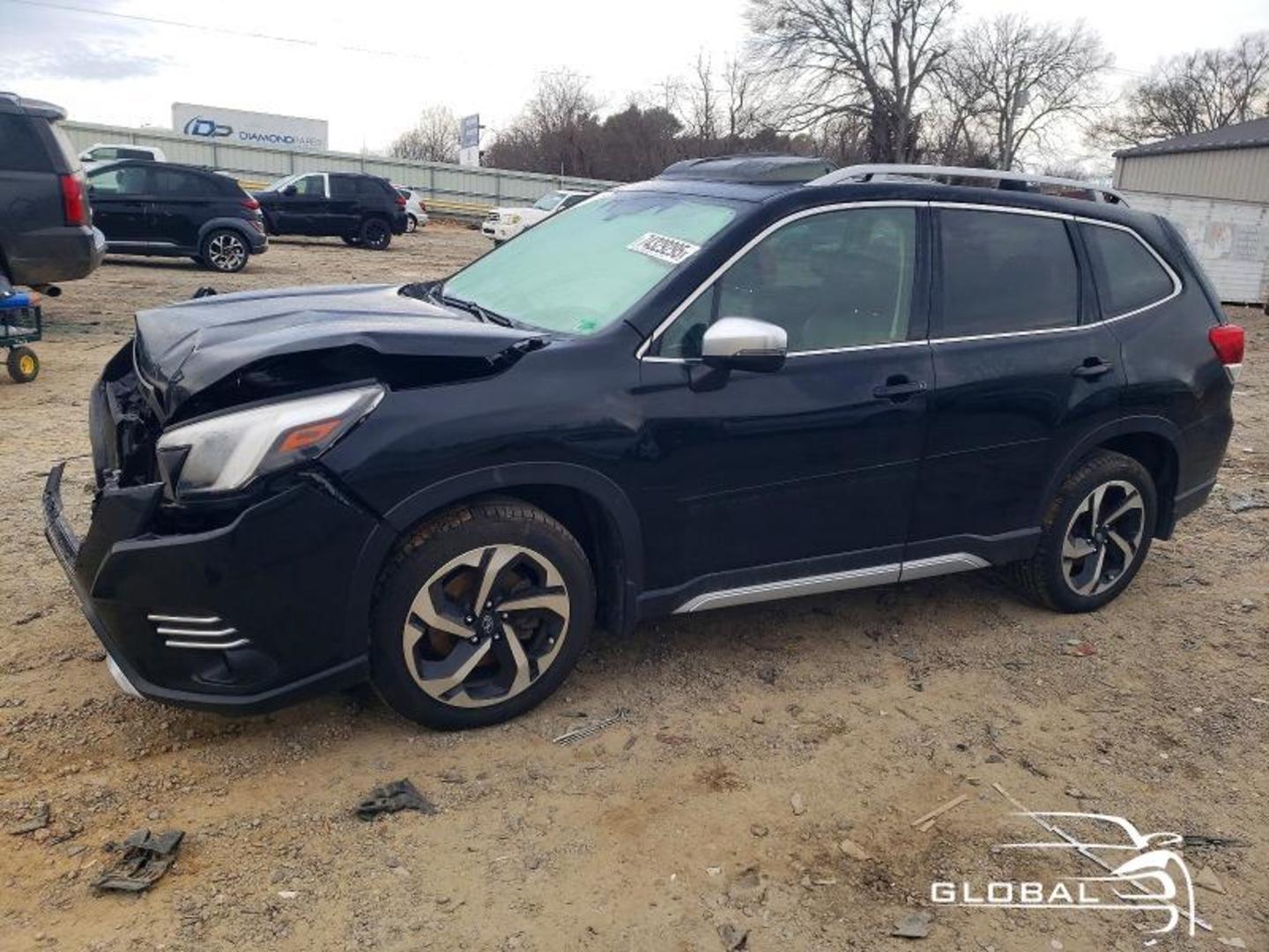Subaru Forester 2022 — photo 2