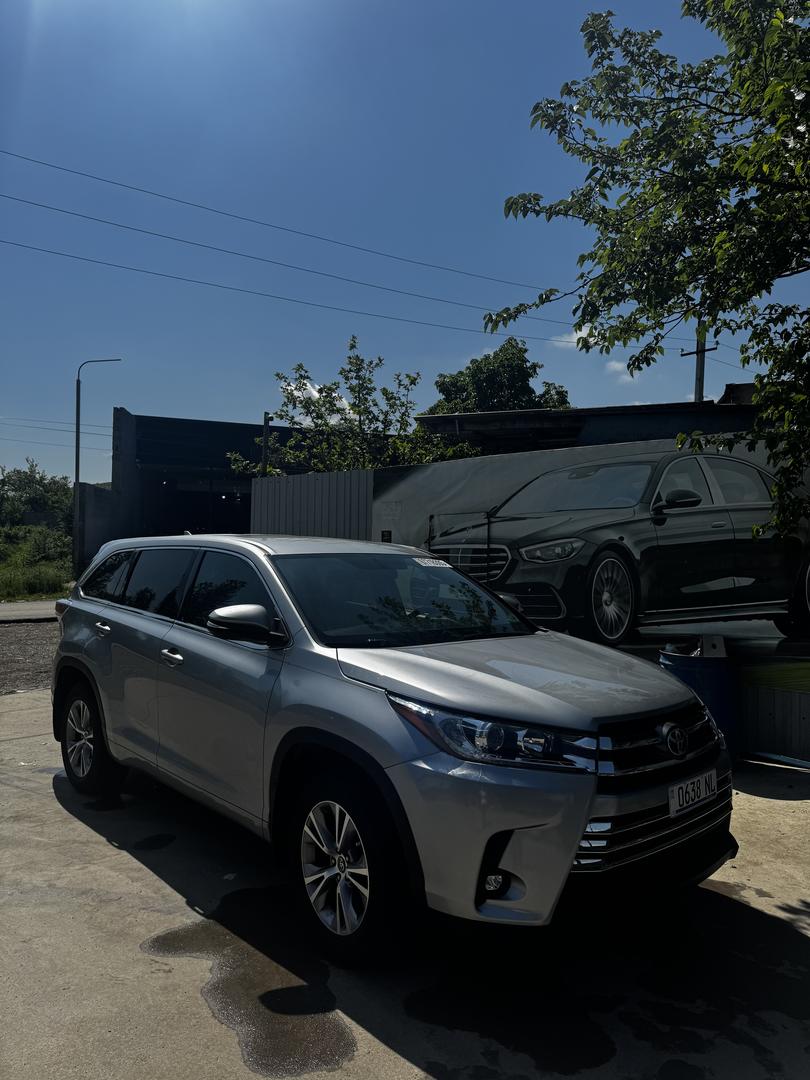 Toyota Highlander 2016 — photo 2