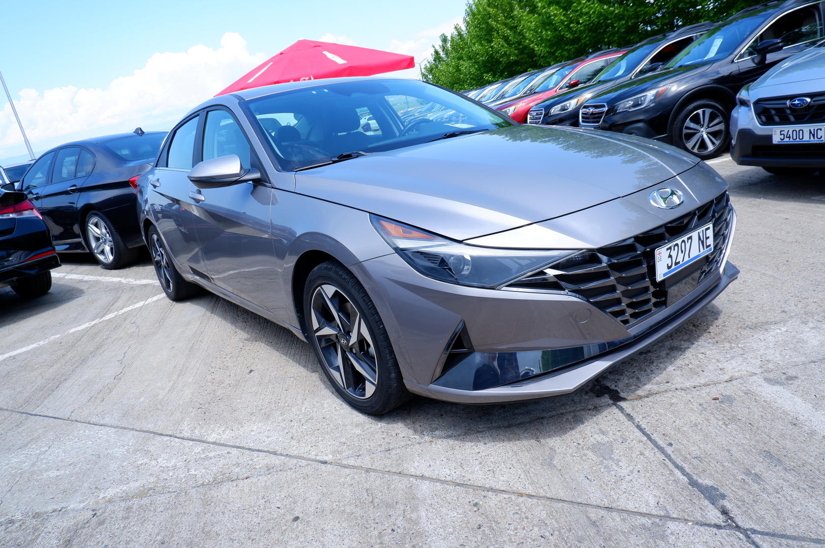 Hyundai Elantra 2023 — photo 2