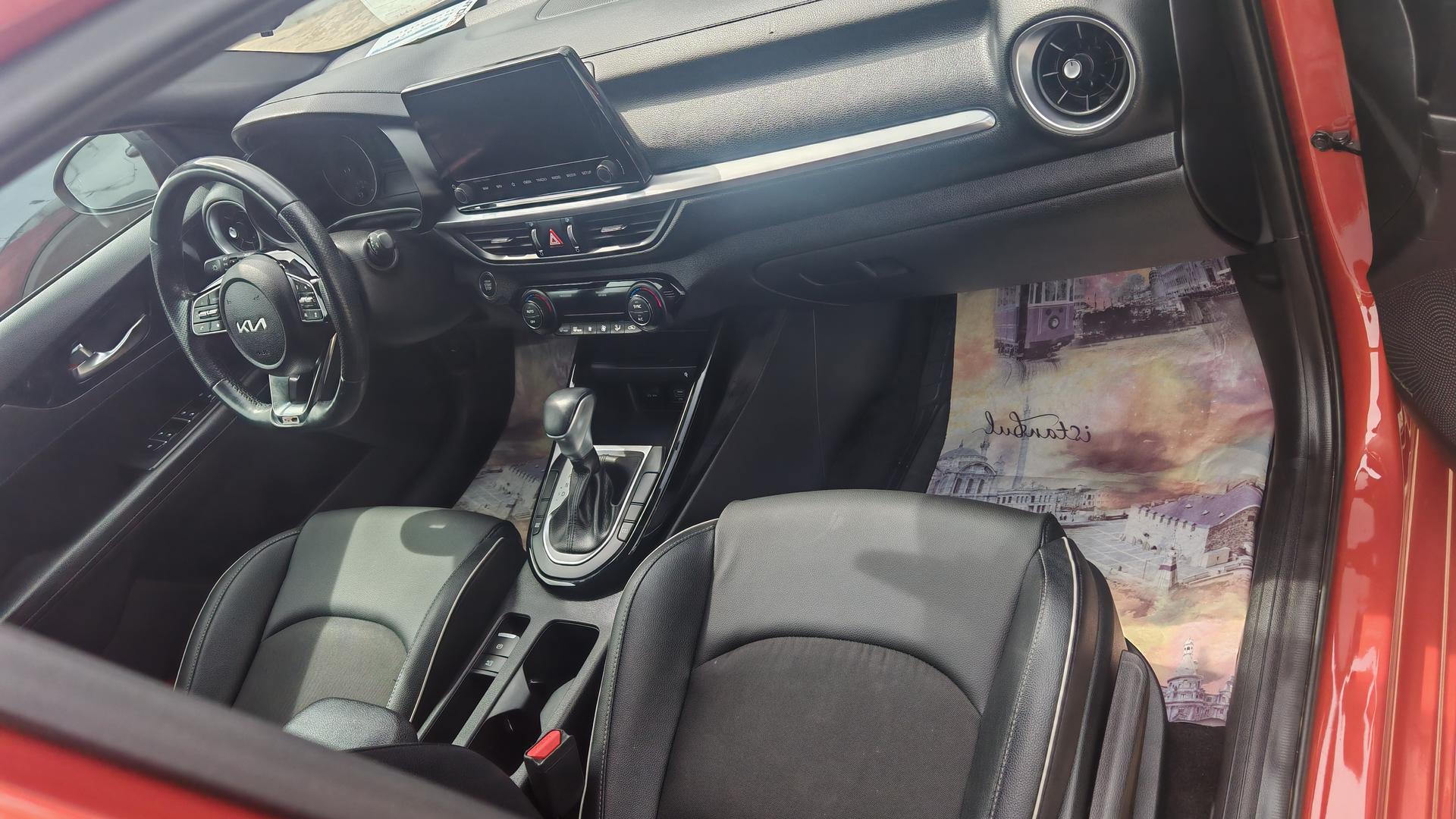 Kia Forte 2022 — photo 2
