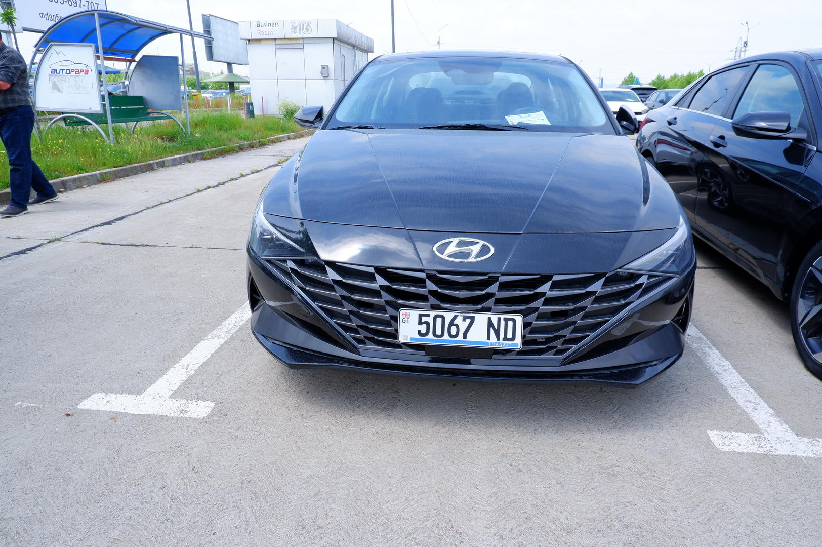 Hyundai Elantra 2022 — photo 2
