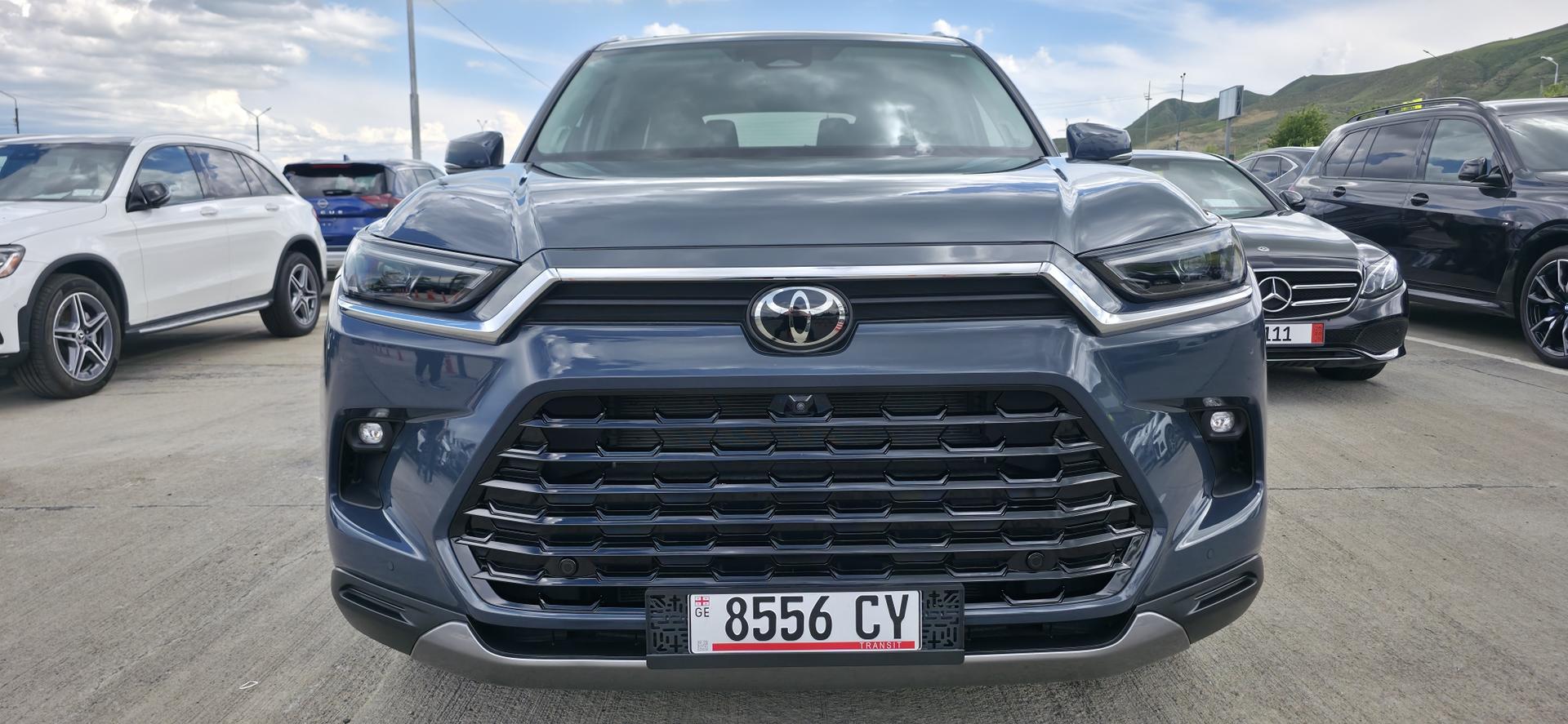 Toyota grand highlander