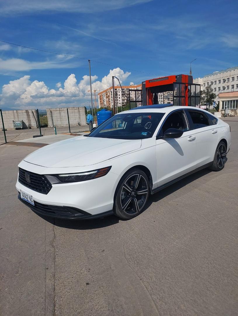 Honda Accord 2023 — photo 2