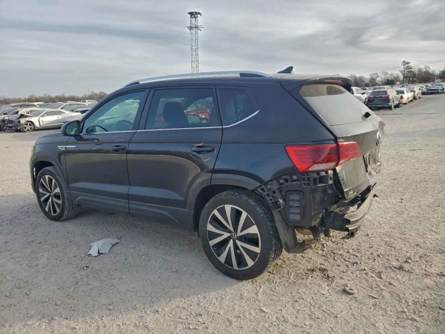 Volkswagen Taos 2022 — photo 2