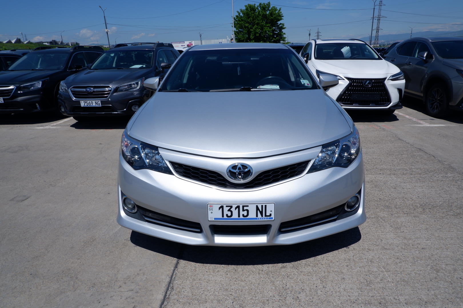 Toyota Camry 2014 — photo 2