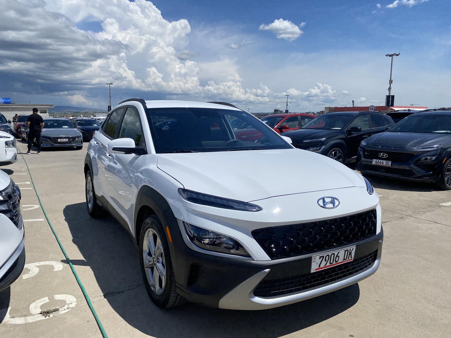 Hyundai Kona 2023 — photo 2
