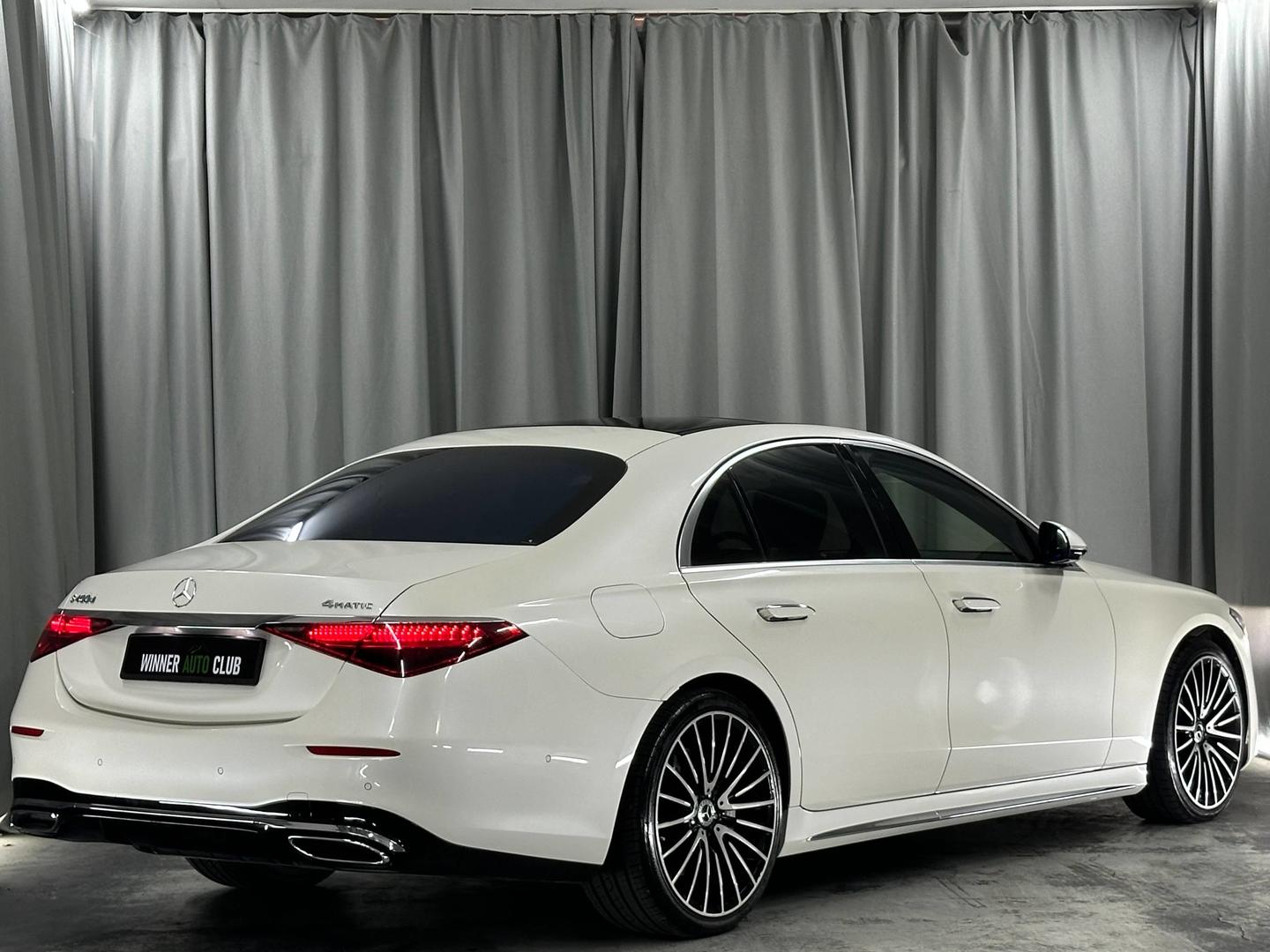 Mercedes-Benz S 400 2023 — photo 2