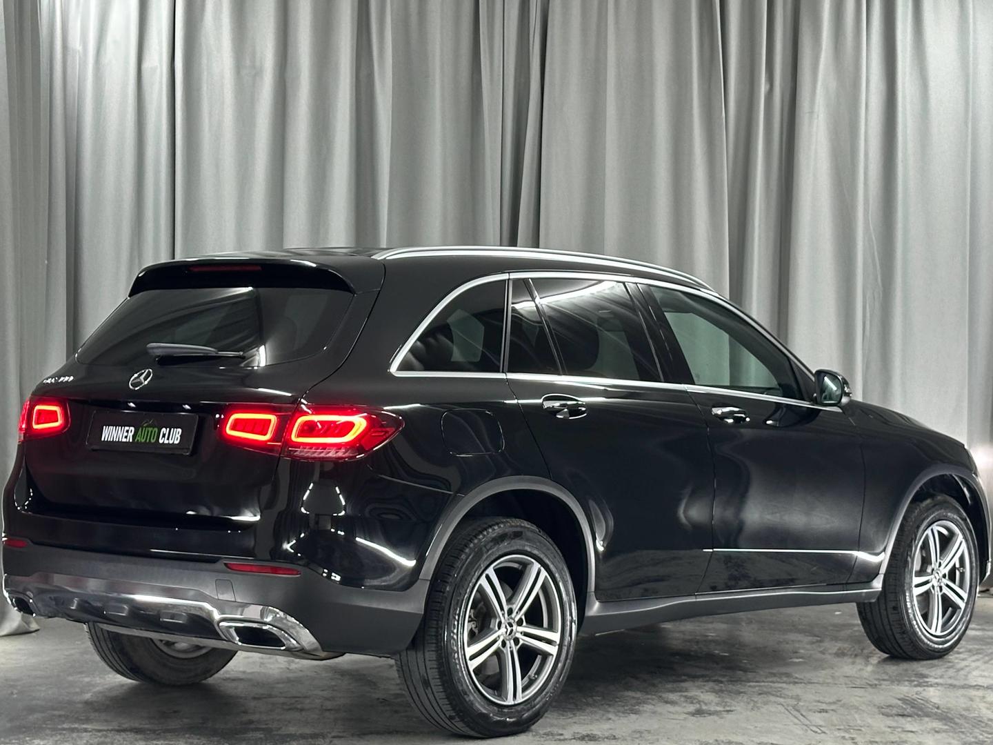 Mercedes-Benz GLC 300 2020 — photo 2