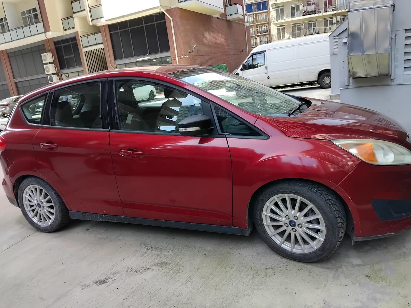 Ford C-MAX 2014 — photo 2